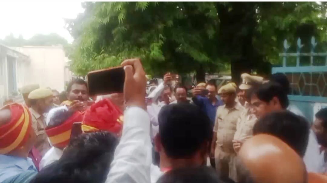 सरदार सेना