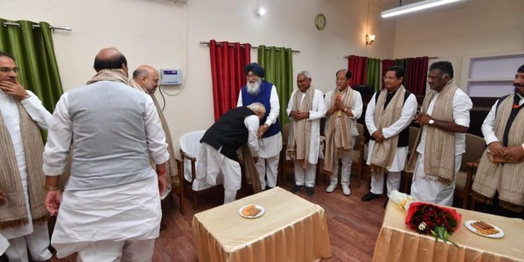 काशी में रिकार्ड बनाएंगे मोदी !