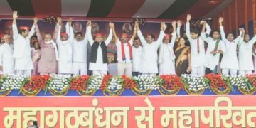 अखिलेश यादव ने राजा भैया को दी धमकी, ‘ठोकीदार के जाने के बाद धमकीदार कहीं के नहीं रहेंगे’