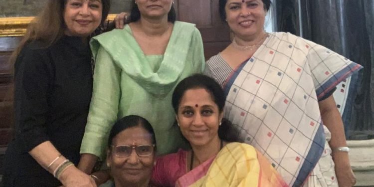 women MP with MP Rama Devi