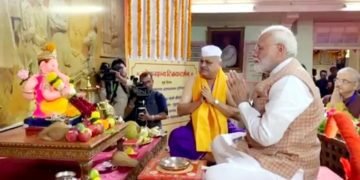 मुंबई में पीएम मोदी ने गणपति पूजन की