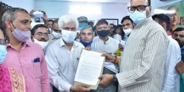 बृजेश पाठक