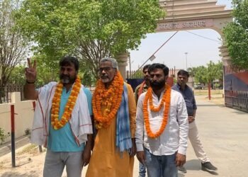 पत्रकार