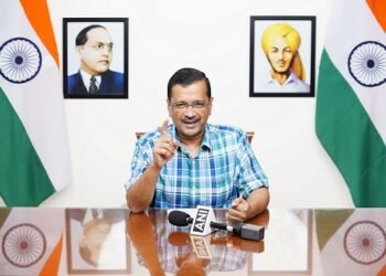 केजरीवाल का पीएम मोदी पर हमला, कहा-देश का पैसा देश की जनता के लिए है, नेताओं के दोस्तों के लोन माफ करने के लिए नहीं