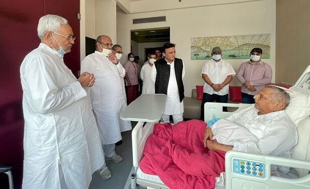 नीतीश कुमार