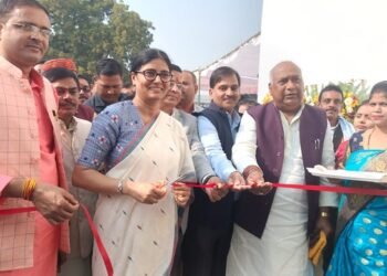 मिर्जापुर रेलवे स्टेशन