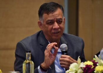 सतीश महाना