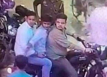 BHU IIT गैंग रेप के तीनों आरोपी गिरफ्तार, बीजेपी आईटी सेल से संबंध!