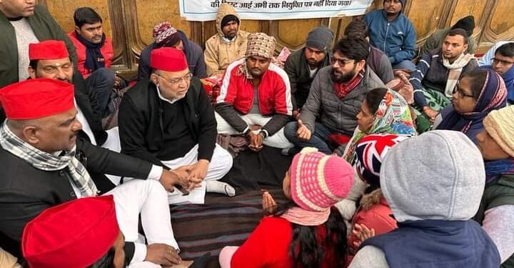 69000 शिक्षक भर्ती मामला: अभ्यर्थियों की भूख हड़ताल छठें दिन भी जारी