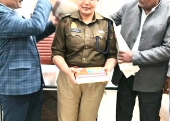 सम्मान पाकर अभिभूत हुईं पुलिस अधीक्षक, कहा-आप सभी का स्नेह मेरे लिए अविस्मरणीय