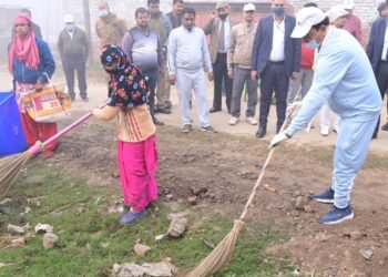 जहां जन्मे राम, स्वच्छ रहे वह अयोध्या धाम