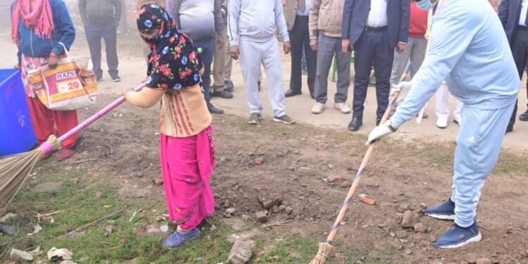 जहां जन्मे राम, स्वच्छ रहे वह अयोध्या धाम