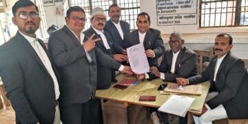 डीबीए चुनाव: अध्यक्ष पद पर एड. सुधाकर मिश्र समेत दो प्रत्याशियों ने किया पर्चा दाखिल