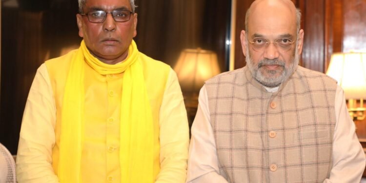 ओपी राजभर व दारा सिंह चौहान ने अमित शाह से की मुलाकात, मंत्री बनाए जाने की चर्चा फिर शुरू