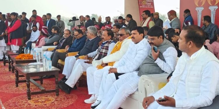 निषाद पार्टी की रैली में केंद्रीय मंत्री भूपेंद्र यादव ने की ये बड़ी घोषणा