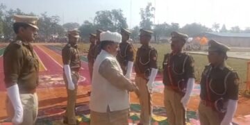 गणतंत्र दिवस पर मंत्री रविंद्र जायसवाल ने 25 पुलिस अधिकारी व कर्मियों को सम्मानित किया