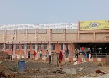 अब बेल्थरा रोड में भी रुकेगी गोरखपुर शालीमार एक्सप्रेस, यात्रियों को मिलेगी राहत