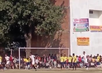 बेल्थरा रोड: जीएमएएम इंटर कॉलेज में शुरू हुआ आल इंडिया फुटबॉल टूर्नामेंट