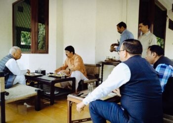 राज्यसभा चुनाव: स्वामी व पल्लवी विदके तो राजा भैया को साधने में जुटे अखिलेश