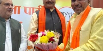 पूर्व मंत्री संजय गर्ग, पूर्व विधायक सुरेंद्र सिंह सहित कई नेता भाजपा में शामिल