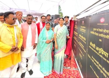 वराणसी- प्रयागराज मार्ग पर 160 किमी/घं की गति से चलेगी ट्रेन: अनुप्रिया पटेल