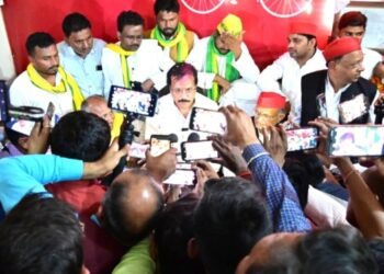 घोसी से सपा प्रत्याशी राजीव राय ने कहा- सरकार फांसी पर लटका दे पर झुकेंगे नहीं