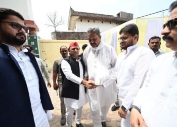 देश की आज़ादी में मुख्तार अंसारी के परिवार का बड़ा योगदान है: अखिलेश यादव