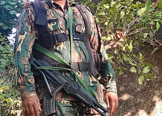 छत्तीसगढ़ में दुर्घटना में घायल बलिया के लाल की मौत, एक वर्षीय पुत्र ने दी मुखग्नि