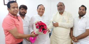 भदोही से रमेश बिंद का टिकट कटा, युवा विधायक को मिला टिकट