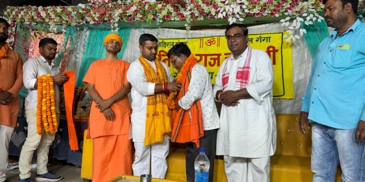 रसड़ा में धूमधाम से मनाई गई निषाद राज जयन्ती