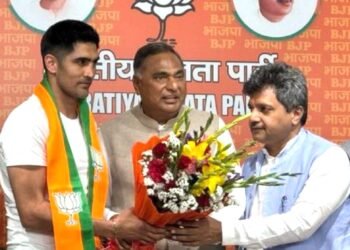 कांग्रेस को लगा झटका, मुक्केबाज विजेंदर सिंह भाजपा में शामिल