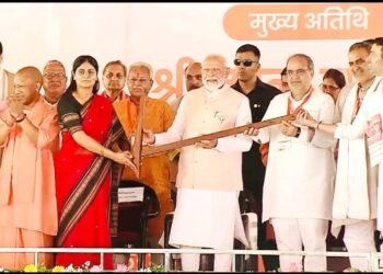 लोकसभा चुनाव: कोई कोना नही छोड़ रही मोदी, शाह और योगी की तिकड़ी