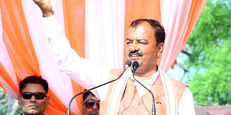 केशव प्रसाद मौर्य का दावा- अखिलेश कन्नौज से व राहुल रायबरेली से चुनाव हारेंगे