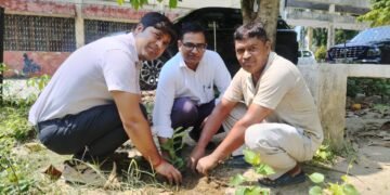 एक पेड़ माँ के नाम: राजकीय पॉलीटेक्निक में हुआ पौधारोपण