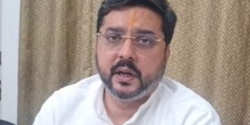 मॉस्को में मोदी बोले जय जगन्नाथ, तो कांग्रेस बोली राम को भूले मोदी