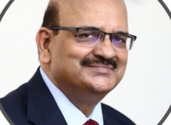 पूर्व चीफ सेक्रेटरी आलोक रंजन के साथ ठगी, एफआईआर दर्ज