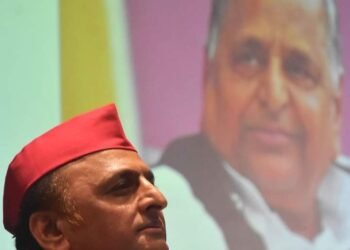 अखिलेश यादव बोले- मौर्यजी दिल्ली वाई-फाई का पासवर्ड