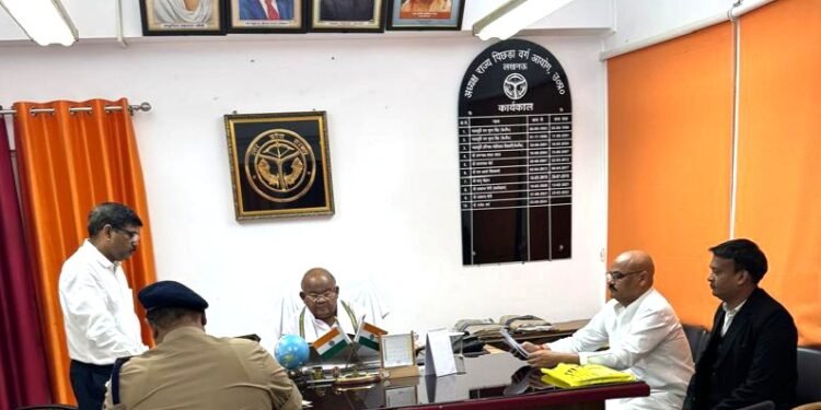 ढाई साल बाद यूपी पिछड़ा वर्ग आयोग ने की सुनवाई