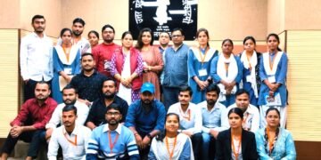 मास कम्युनिकेशन के छात्रों ने सीखी रेडियो की बारीकियां