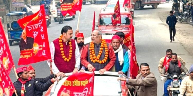 अपनी ही सरकार के खिलाफ मझवार आरक्षण को लेकर सड़क पर निषाद पार्टी