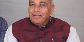 विपक्षी सदस्यों को निलंबित कर वक़्फ़ पर कैसी रिपोर्ट देना चाहते हैं जगदंबिका पाल?