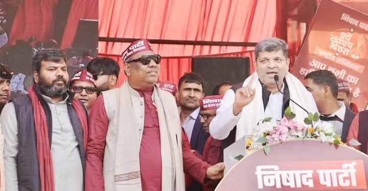 आशीष पटेल