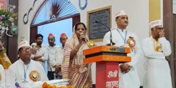 आर्थिक रूप से कमजोर लोगों के सहयोग के लिए आगे आया साहू समाज