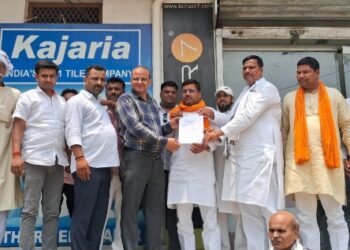 ऊर्जा मंत्री के ओएसडी के  अश्वासन के बावजूद नहीं सुधारी हालात, दुबहर क्षेत्र के लोग परेशान