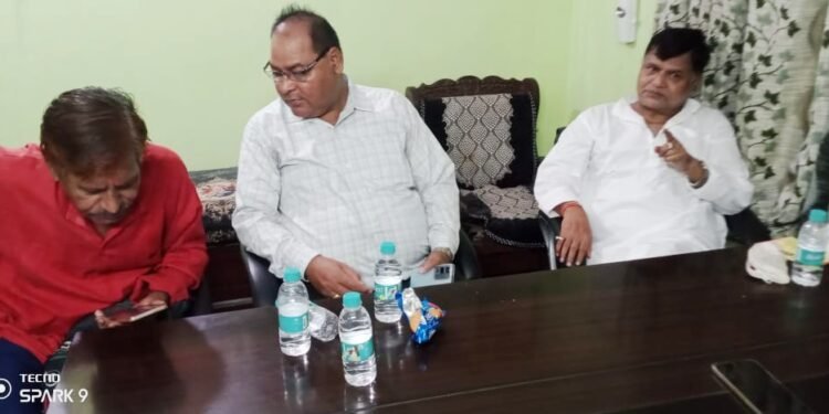 समाजिक कुरीतियों के खिलाफ मुखर होगा कायस्थ समाज- विजय श्रीवास्तव