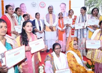 गणतंत्र दिवस पर दिल्ली में प्रतिभाग करेंगी यूपी की 14 लखपति दीदियां