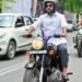 राज्यमंत्री दानिश आज़ाद अंसारी ने सरकारी आवास से सचिवालय तक का सफर बाइक से किया