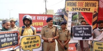 “सेल्फी स्टेशन” के जरिए लोगों को सड़क सुरक्षा का संदेश
