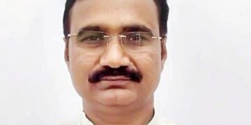 दिलीप पटेल किसका विकल्प बनेंगे?