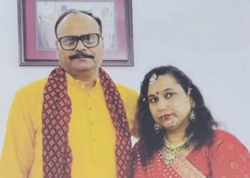 ब्रजेश पाठक और उनकी पत्नी नम्रता पाठक